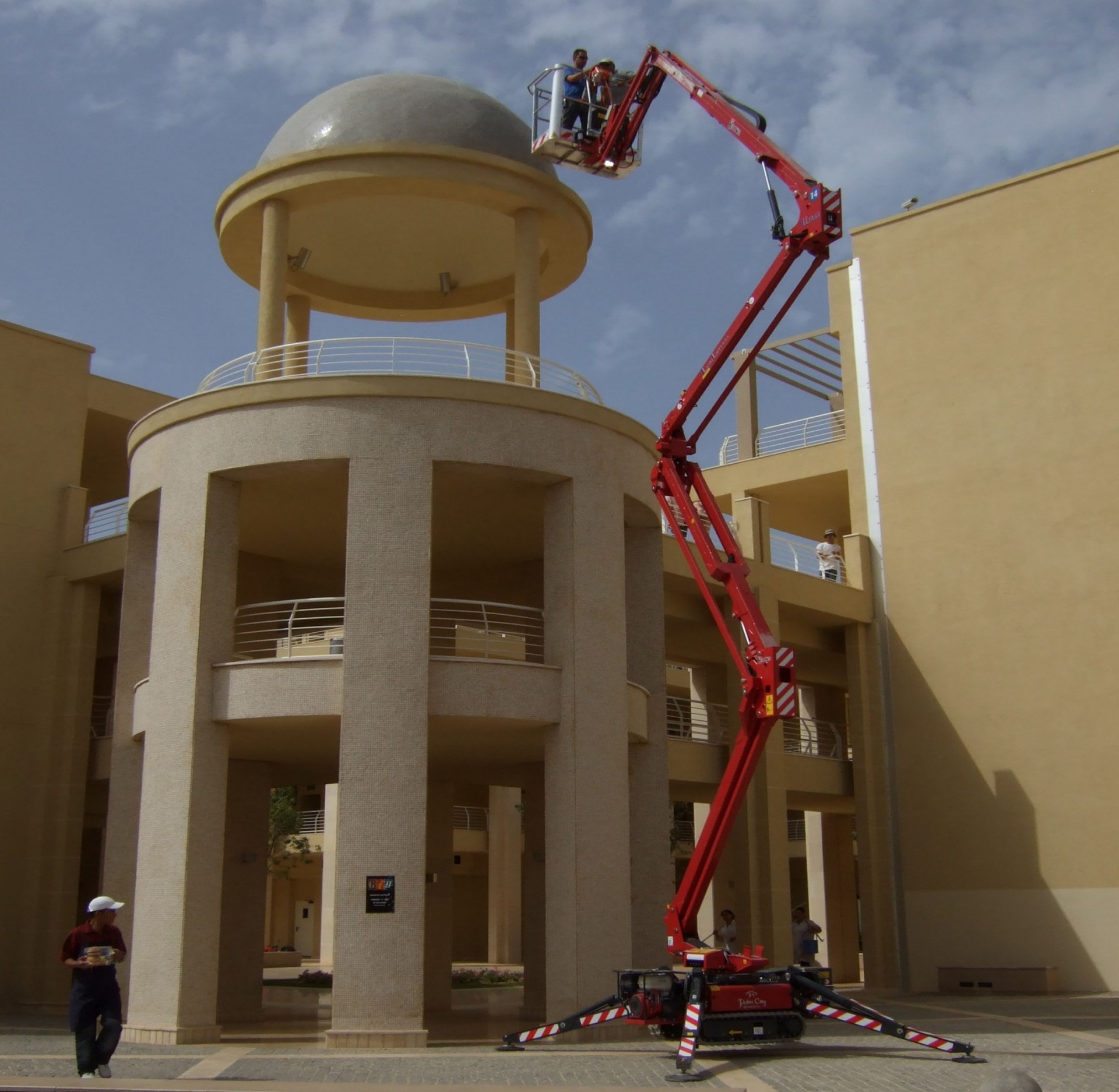 Piattaforme aeree da 14 metri serie Lightlift